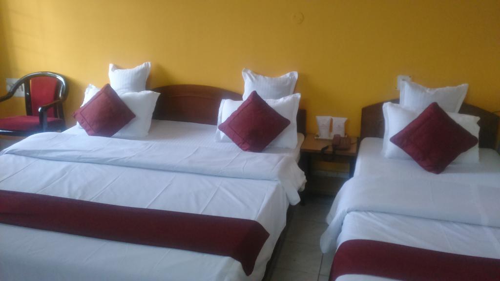 Breeze Hotel Siliguri Chambre photo