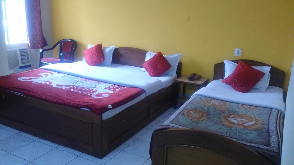 Breeze Hotel Siliguri Chambre photo