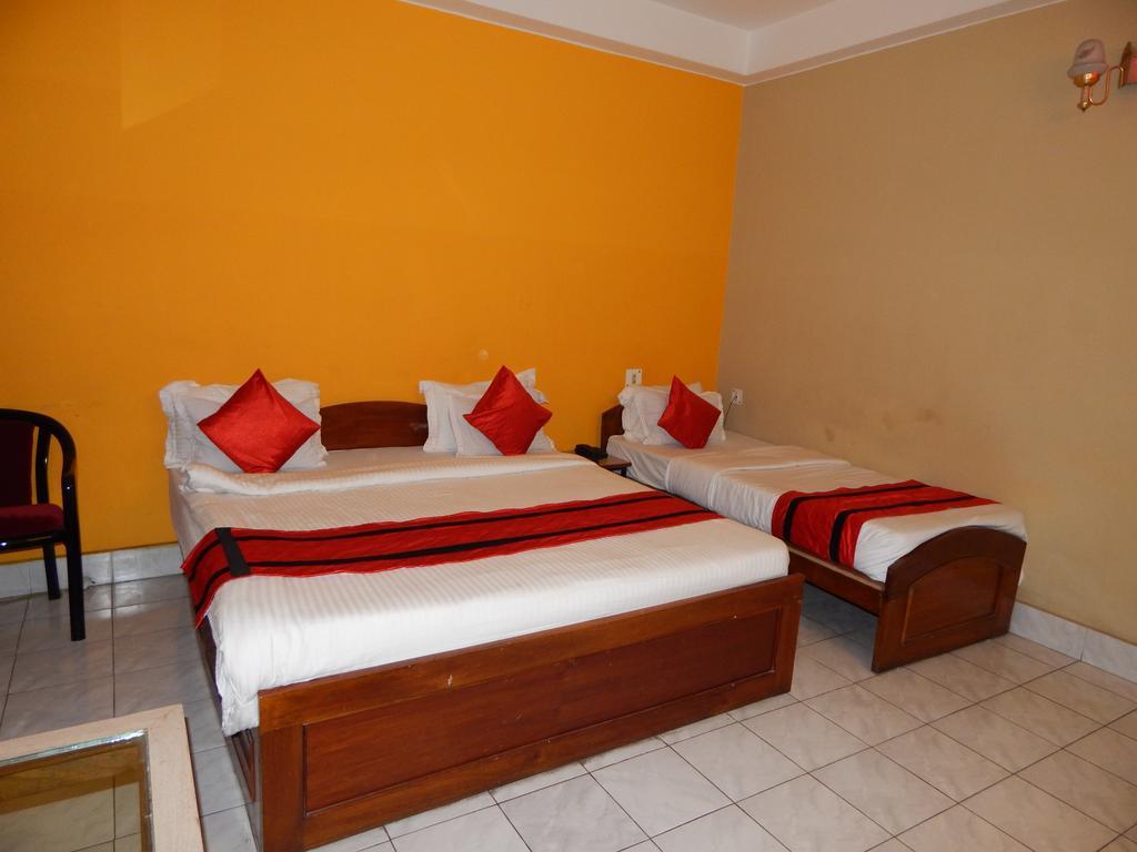 Breeze Hotel Siliguri Chambre photo