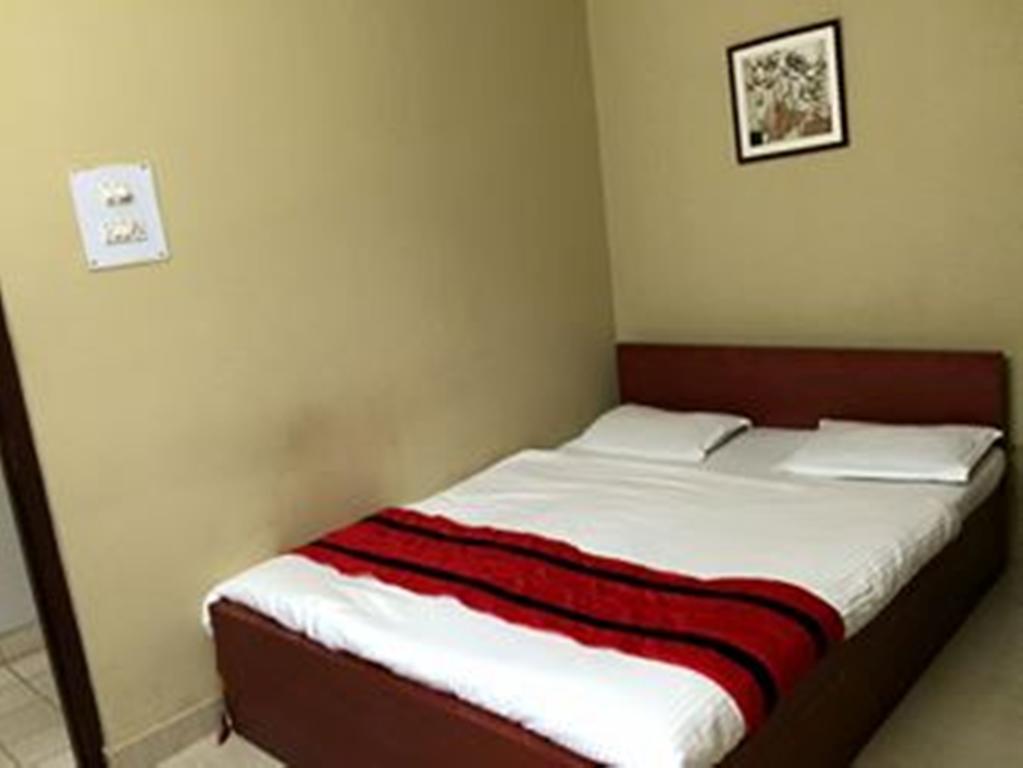 Breeze Hotel Siliguri Extérieur photo