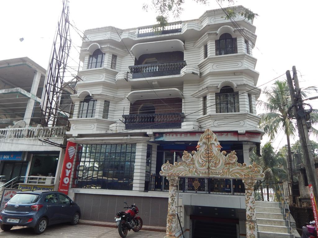 Breeze Hotel Siliguri Extérieur photo